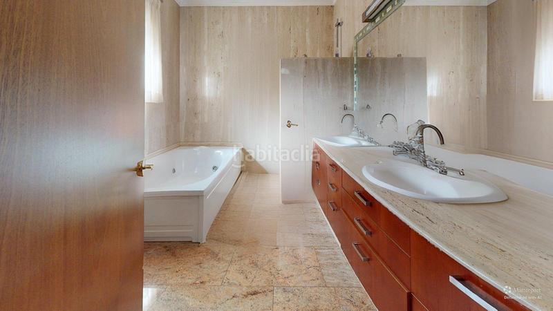 Foto 46a20197-1df2-4f1c-b27b-8a89e9531692. Xalet amb calefacció aparcament piscina a El Brillante -El Naranjo - El Tablero Córdoba