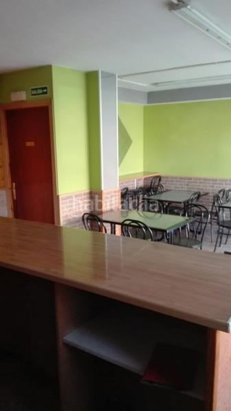 Foto 8eb44ada-ff64-4d1d-a3d2-64c5a3099a08. Rent business premise in Nucli Urbà Esparreguera