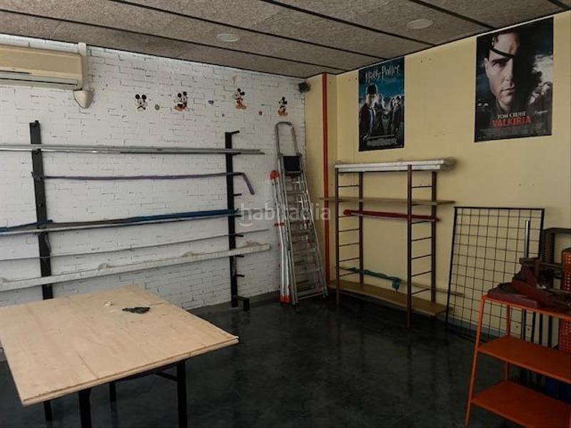 Foto aa4b156c-5e7f-43da-a18b-a442c91d3c9a. Location local commercial dans Abrera