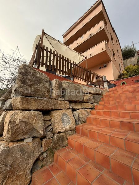Foto 57c882ec-5300-4943-8905-8b518e7650e6. Casa amb calefacció aparcament piscina a Abrera