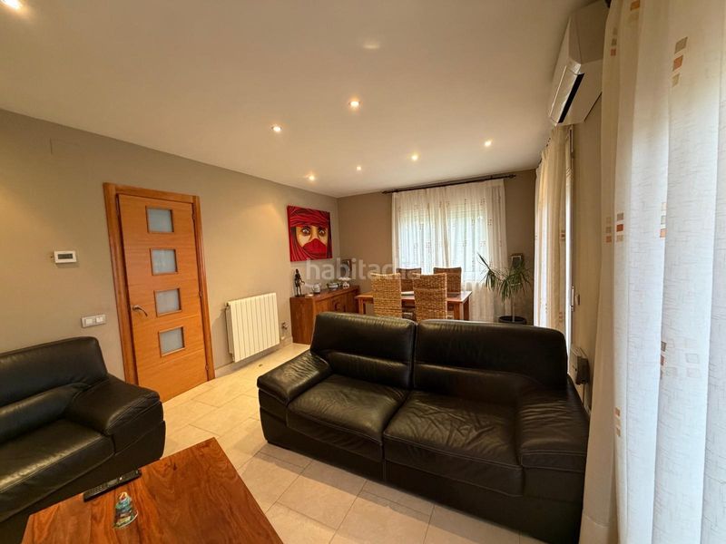 Foto a670677b-9c82-4686-8638-00409788855d. Casa amb calefacció aparcament piscina a Abrera