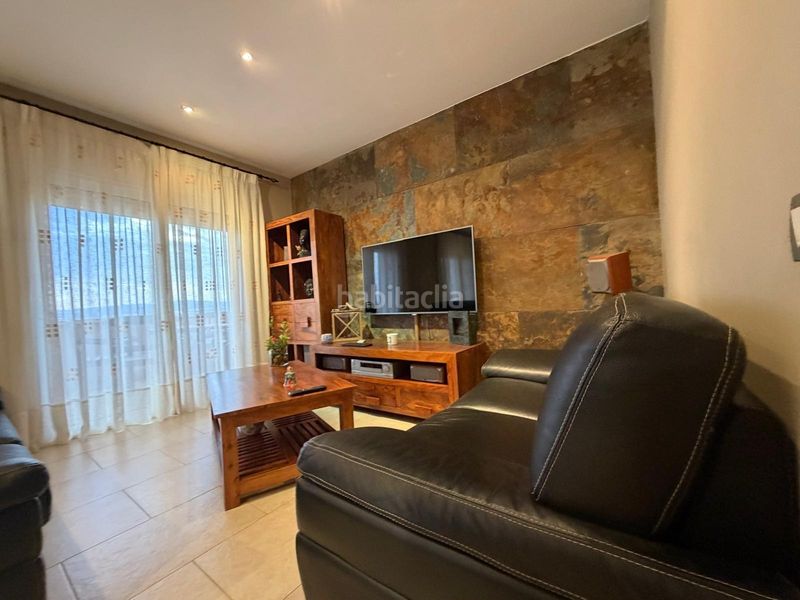 Foto c169c5d2-3ba3-4d08-a39a-eb1bbfc5cab4. Casa amb calefacció aparcament piscina a Abrera