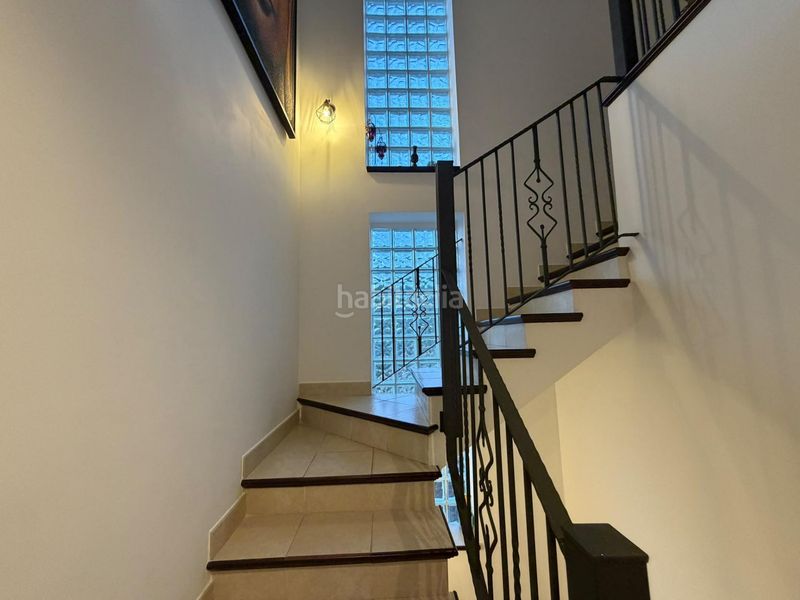 Foto d5143548-4902-47bd-acc6-03cb2905fa40. Casa amb calefacció aparcament piscina a Abrera