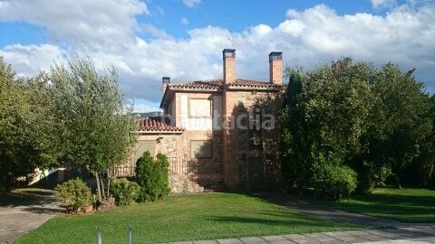 Foto d14a4573-25c8-40da-93dd-d2c48bf56304. Casa a Nalda