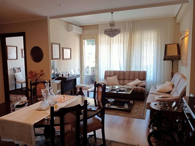 Foto ffacf6a7-3ed5-429a-9097-3851a63cff36. Etagenwohnung mit heizung in Jesuitas Logroño