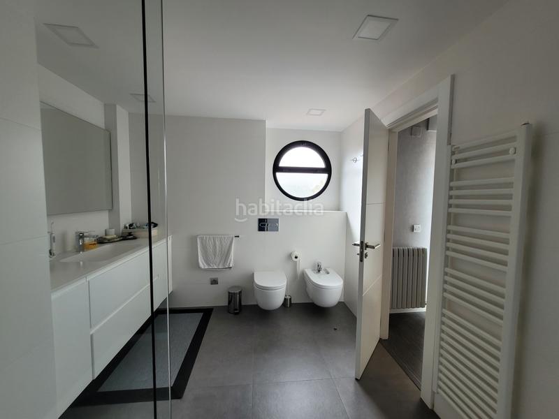 Foto 9f4da44d-5c39-44f5-b35d-efb094bfc1d7. Haus mit heizung parking pool in Avenida Madrid Logroño