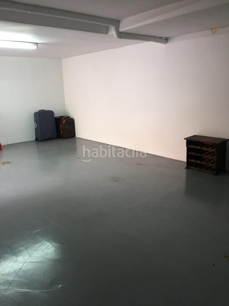 Foto 2151fc1a-32fe-4495-ae70-18b43b794719. Casa amb calefacció aparcament piscina a Avenida Madrid Logroño