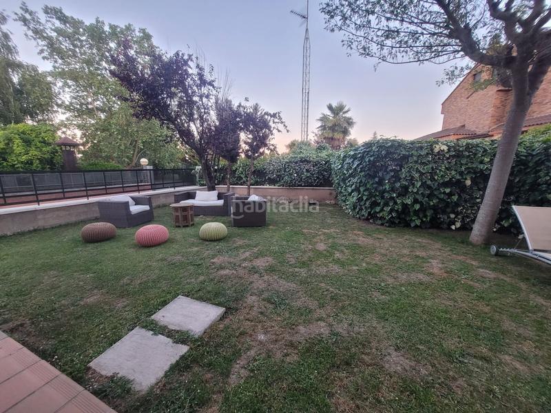 Foto 7b1cbefe-eae1-4dcd-abcb-de7df1ac7ea8. Casa amb calefacció aparcament piscina a Avenida Madrid Logroño