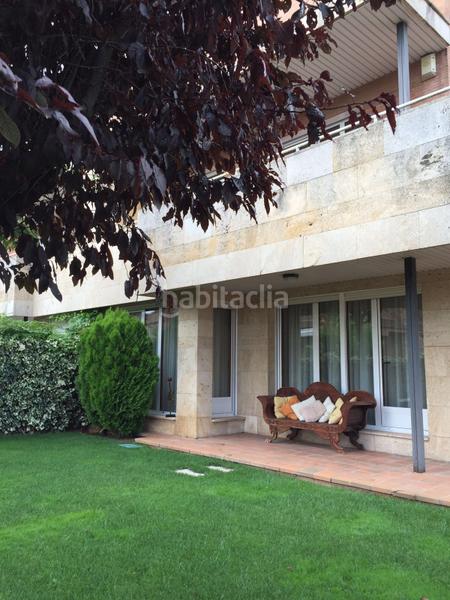 Foto 83293e1b-8a1f-463f-a729-fd657f42e198. Casa amb calefacció aparcament piscina a Avenida Madrid Logroño