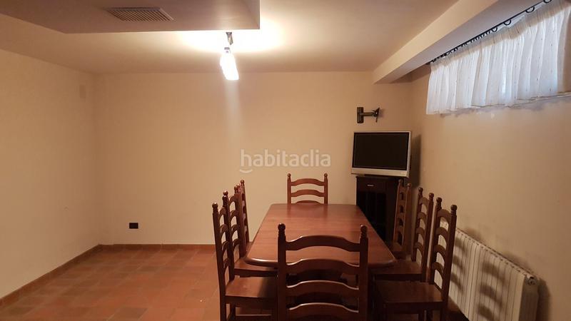 Foto 904c884d-5301-42f4-9df0-53943ed3823b. Casa amb calefacció aparcament piscina a Avenida Madrid Logroño