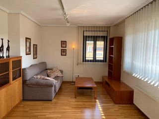 Miete Appartement  Padre claret. Estudio en alquiler