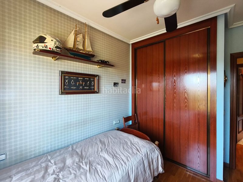 Foto a2e887fe-541b-42e2-8ca8-40fb7d789ceb. Casa adossada amb calefacció aparcament piscina a Logroño