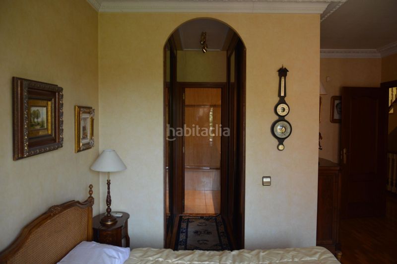 Foto b5c3db34-c9ec-43ca-bc2c-badd07b69f5b. Casa adossada amb calefacció aparcament piscina a Logroño