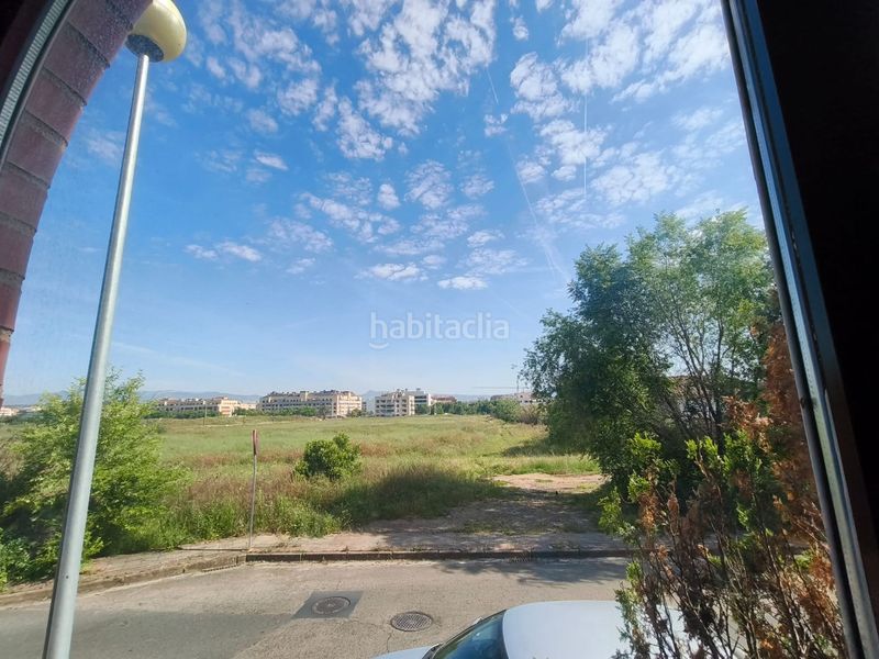 Foto c89e8fb5-26aa-424b-9450-0b725dd2ad48. Casa adossada amb calefacció aparcament piscina a Logroño