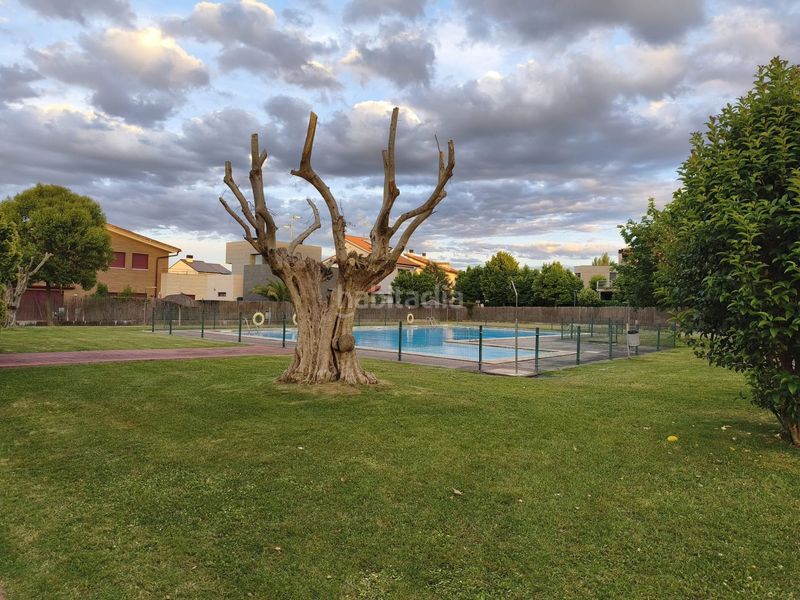 Foto 70677436-53cd-41f1-93ea-b0ad5a5dc953. Casa amb calefacció piscina a Navarrete