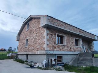 Casa a Coristanco. Casa a venta en coristanco