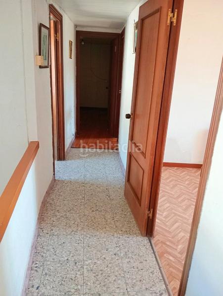 Foto ea8d784a-2675-4064-9564-396181c98974. Casa amb xemeneia aparcament a Camariñas