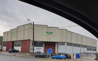 Nau industrial a Carballo. Se vende propiedad con dos naves industriales en el polígono de