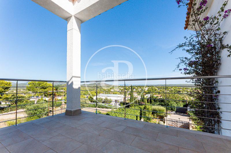 Foto 0bfc1e1d-8dfa-40c6-a883-ca289eb66510. Alquiler piso villa en alquiler con en santa ponsa en Calvià