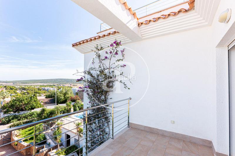 Foto 263560f1-e7c6-498f-aa38-82bd41d5a560. Alquiler piso villa en alquiler con en santa ponsa en Calvià