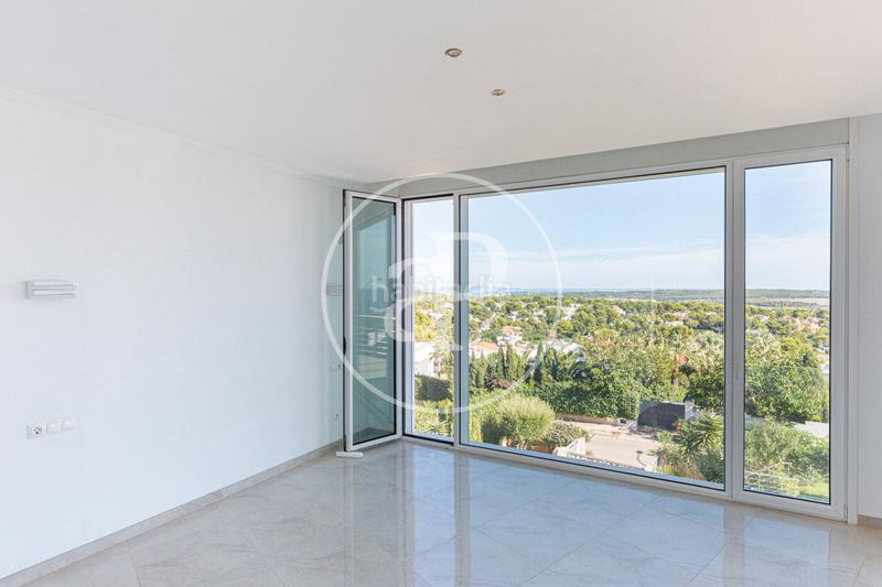 Foto 8a4d090e-2a49-421b-a7e6-202c54531556. Alquiler piso villa en alquiler con en santa ponsa en Calvià