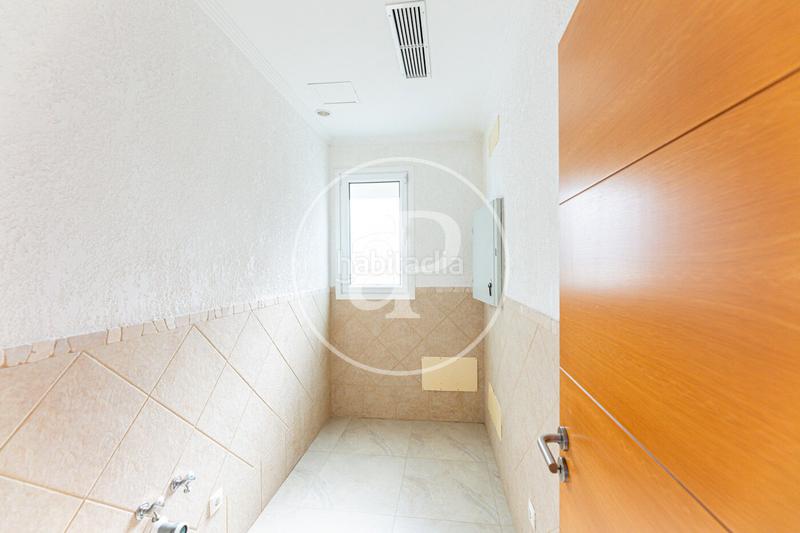 Foto 8f93fa18-1f92-4d5f-b1e7-7d35a5fb6902. Alquiler piso villa en alquiler con en santa ponsa en Calvià