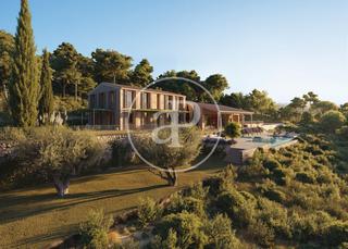 House  N/a. Villa de lujo súper exclusiva de obra nueva a la venta en bunyol