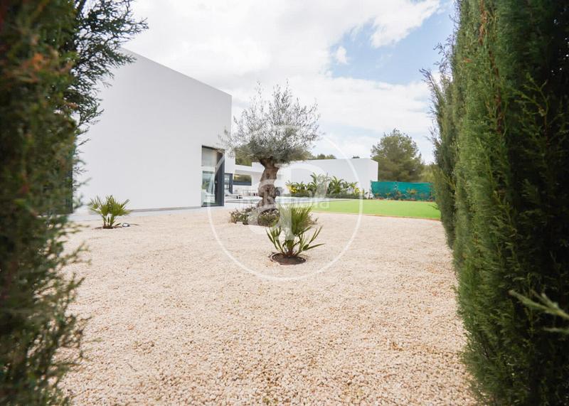 Foto d9c94ef4-5a2b-4dda-8dd5-6282df0b6a49. Alquiler casa  en alquiler con piscina en Bunyola