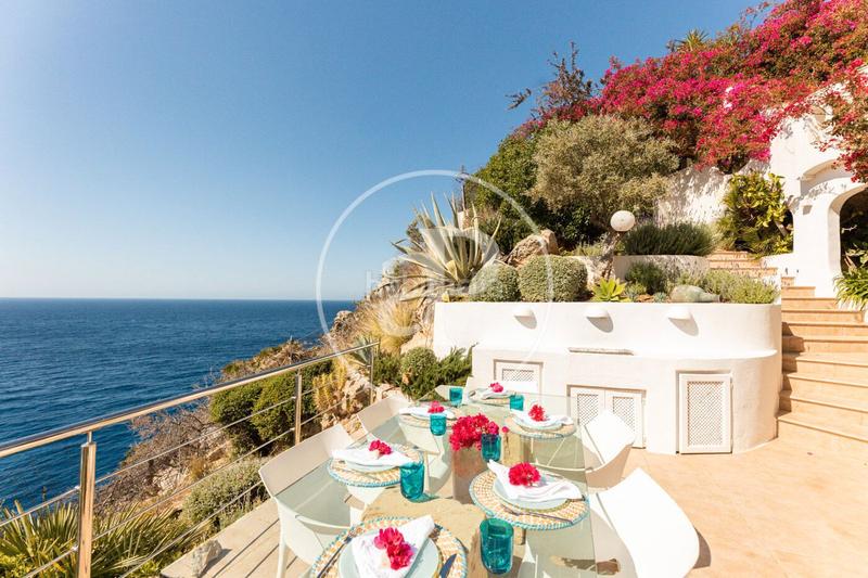 Foto 20cd0f3f-4f5b-41de-830d-080637e99c8a. Alquiler piso magnífica casa en alquiler con vistas al mar en Andratx