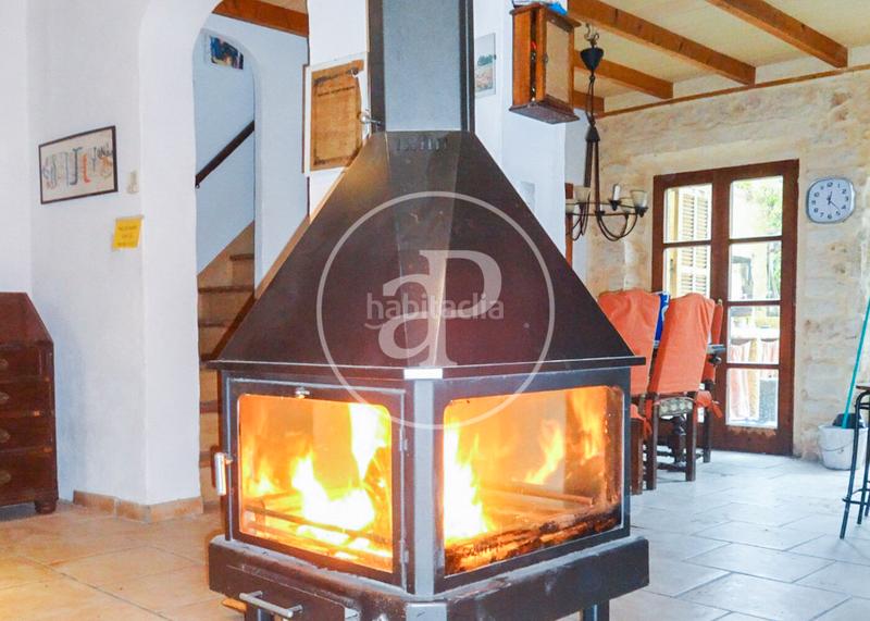 Foto 5b2e48a9-71ce-4ccd-af1a-316f7e25b8fc. Casa adosada casa en venta con piscina en Capdepera poble Capdepera