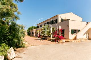 House  L'aranjassa. Finca en venta con molino en palma
