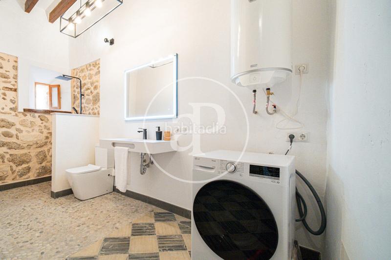 Foto e1ab448f-044d-4e1c-b89f-ba793bc081f7. Alquiler casa pareada  en alquiler con jardín en Selva