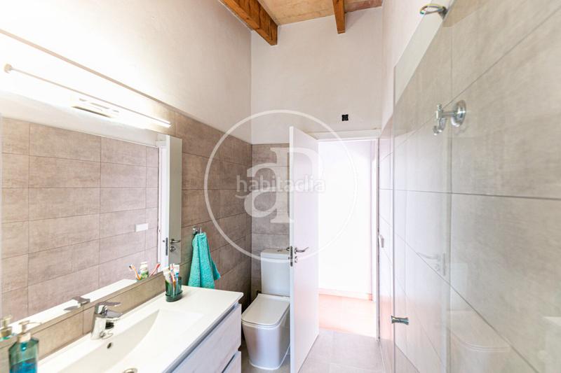 Foto dbc37b76-6d1d-4935-8d43-fc41928fb116. Alquiler casa pareada casa en alquiler con acceso directo a la playa en port nou en Son Servera
