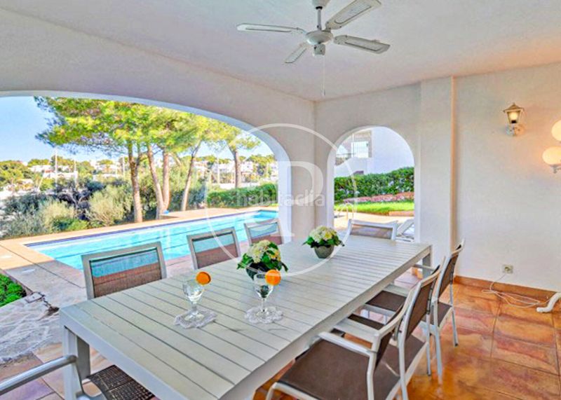 Foto 167838e2-753b-4cad-b25f-6fc863eb104f. Casa amb calefacció aparcament piscina a Cala d´Or Santanyí