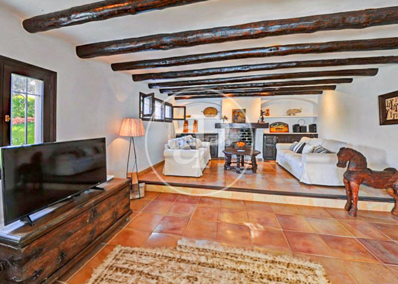 Foto 29e4a1b2-1ce1-4578-9ce4-31d3e1146a64. Casa amb calefacció aparcament piscina a Cala d´Or Santanyí