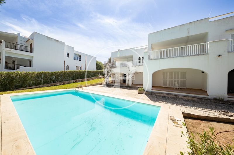 Foto c149a158-1b71-42c2-9136-65f7f0cac2e4. Casa amb calefacció aparcament piscina a Cala d´Or Santanyí