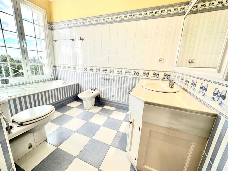 Foto 4f6cea2f-77bc-4695-80c6-ba5c73912a8f. Miete haus mit heizung parking pool in Cas Català-Illetes Calvià