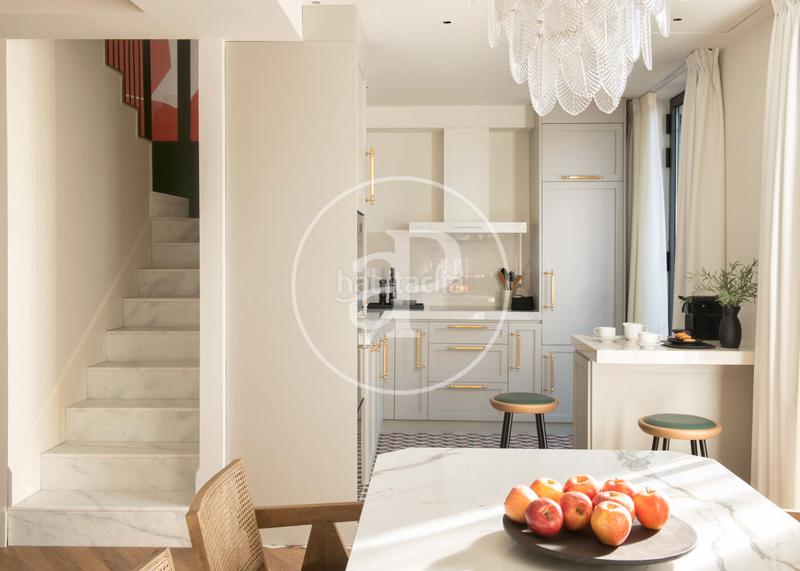 Foto 8a277707-de3b-46f5-ad0d-eae0921d78df. Lloguer casa amb piscina a Dreta de l´Eixample Barcelona