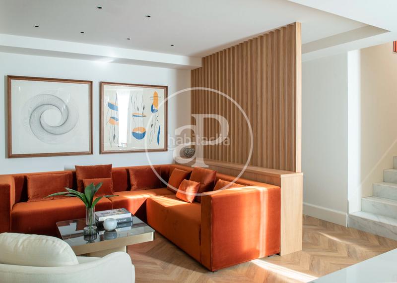 Foto fc014b0d-cfae-4a2b-8932-d0bddde50212. Lloguer casa amb piscina a Dreta de l´Eixample Barcelona