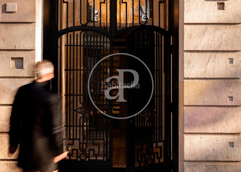 Foto 77d1edf3-0a3d-4af0-8d5e-aaa7fbb1296a. Rent house with pool in Dreta de l´Eixample Barcelona