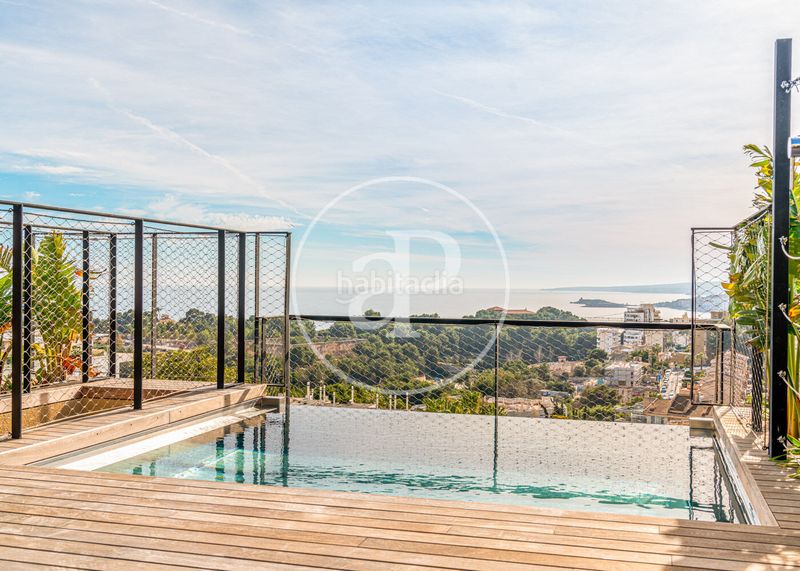 Foto f5cc9140-12e2-4c63-a863-bb3e8b0e6bb9. Àtic amb calefacció aparcament piscina a La Bonanova Palma de Mallorca