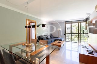 Rent Flat  Av. gaspar de bennazar. Piso en alquiler en la zona de arxiduc lluís salvador
