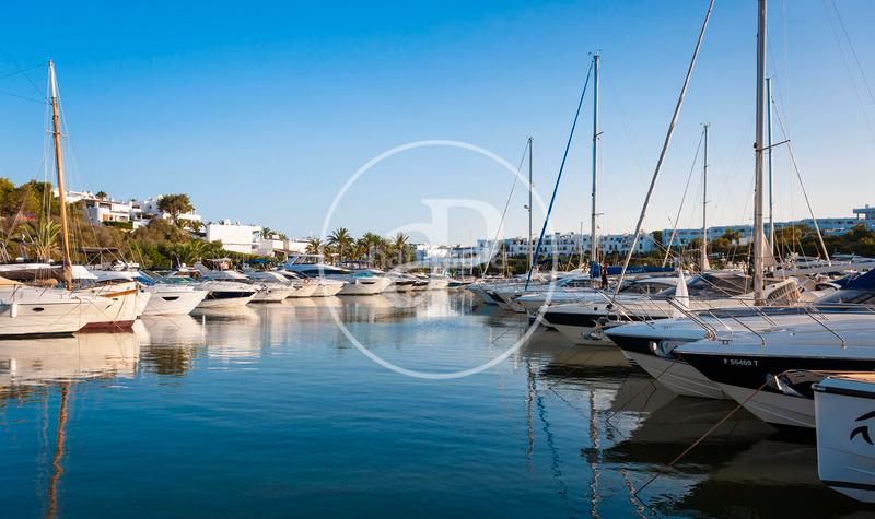 Foto dbe00052-7a5d-4924-a0d1-bc9eb3a4d640. Pis amb calefacció aparcament piscina a Cala d´Or Santanyí