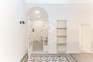 Etagenwohnung in Carrer dels Apuntadors