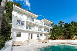 House in Son Vida. Casa independiente en venta en son vida