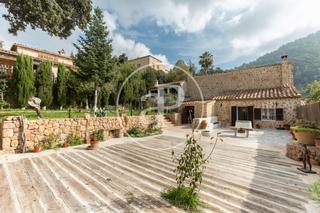 Casa a Alaró. Casa en venta en orient