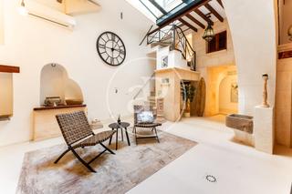 House  Carrer del pes de la farina. Casa en venta en la calatrava