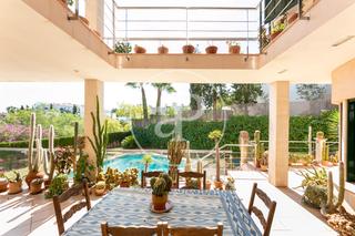 House  Carrer de les filipines. Casa en venta en palma de mallorca