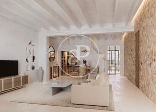 Semi detached house in Ses Salines Poble. Casa adosada en venta para reformar en ses salines