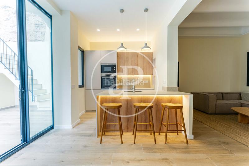 Foto 76967e4d-e321-4c71-a841-b88f405cc9c2. Alquiler piso  en alquiler en santa catalina en Palma de Mallorca